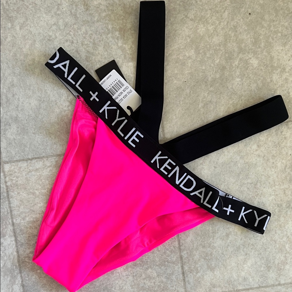 NWT Kendall & Kylie Neon Pink Swim Bottom💖🖤
